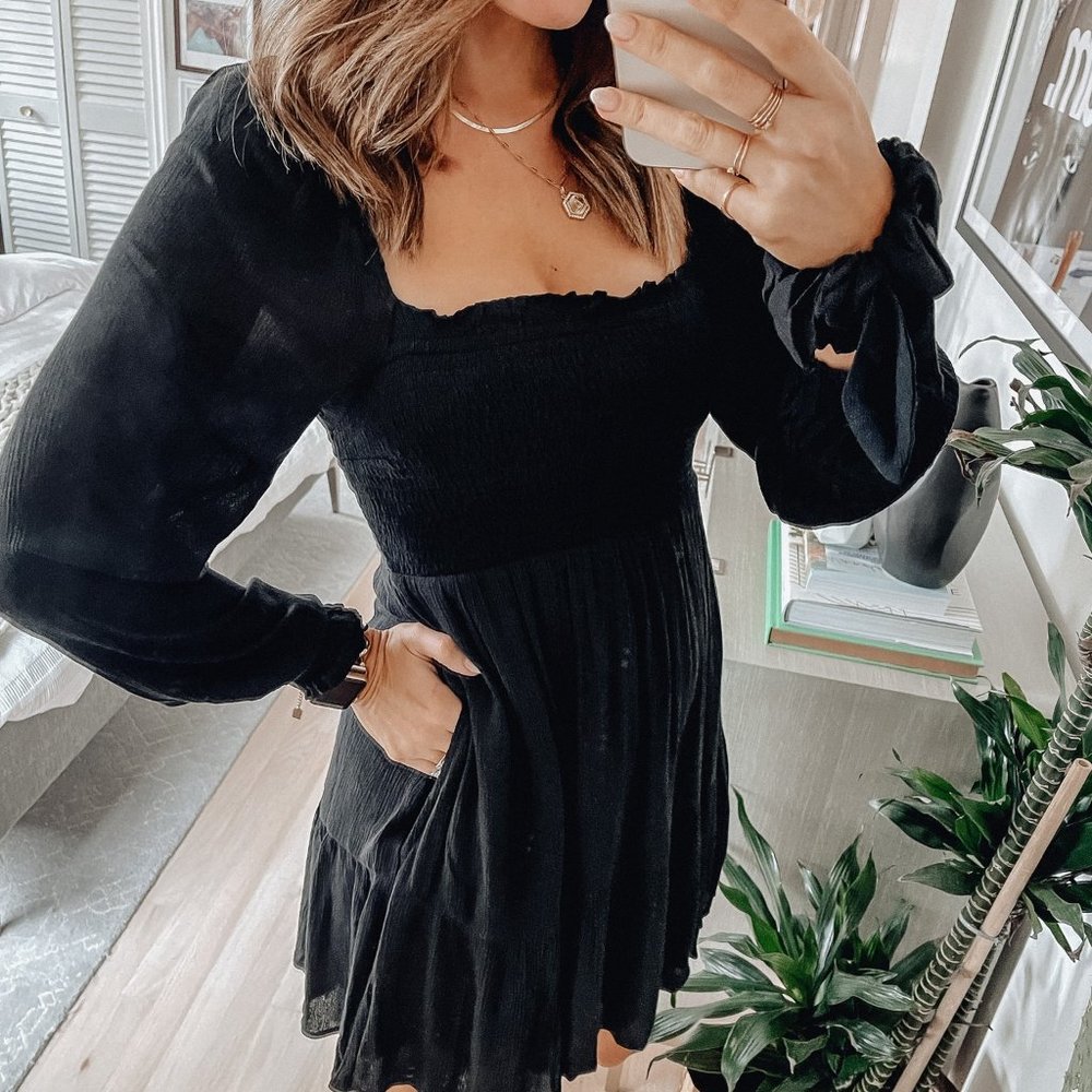 Abercrombie Black Dress 🤎